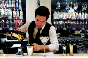 10 consejos de servicio al cliente para los bartender