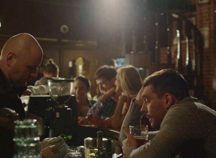 Bartender: Cómo debes atender a un cliente