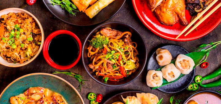 comida oriental y su cocina
